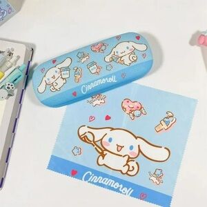Cinnamoroll Glasses Case with Cleaning Cloth